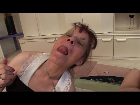 ❤️ Dve babičky a jeden dedko majú trojku ❤️ Šukanie video na porno sk.pornohdmega.ru ☑